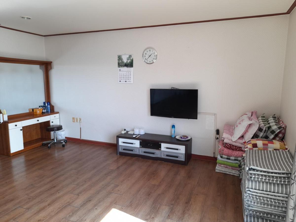 Haeansung Pension Σεογκουίπο Εξωτερικό φωτογραφία